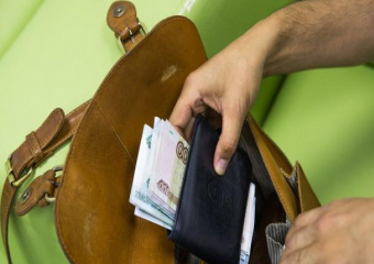 На Ставрополье мужчина зашел в аптеку за лекарствами, а ушел с кошельком фармацевта