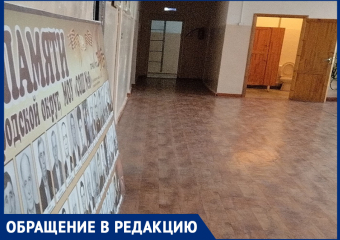 Размещенный возле школьного туалета стенд с ветеранами Великой Отечественной войны возмутил ставропольчанина