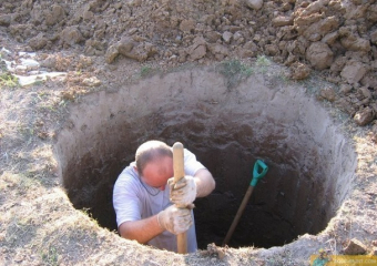 Рабочий задохнулся после обрушения земли в траншею при строительстве на Ставрополье