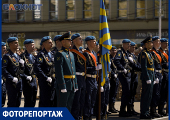Парад без задержек, тысячи на улицах и трофейные беспилотники: как Ставрополье празднует 9 мая 