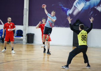 Юные «викторианцы» из Ставрополя возглавили таблицу молодежного первенства России по гандболу 