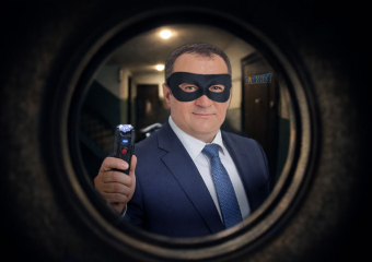 Из шоколадного короля в хулиганы? Прибывший с СВО экс-депутат думы Ставрополья напал на конкурсного управляющего с супругой