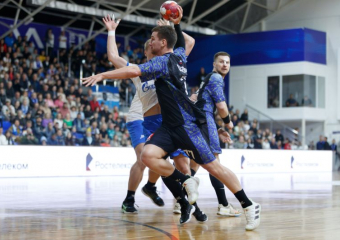 Впереди — гандбольный бой с «красно-синей армией»: «Виктор» в Ставрополе примет ЦСКА