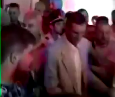 Забрасывание яйцами лидера ПАРНАСа Касьянова в Ставрополе попало на видео