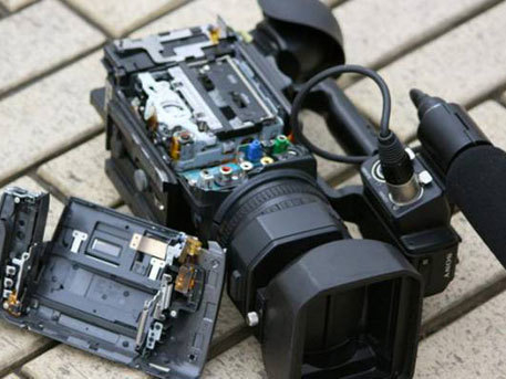 Злоумышленник напал на журналистов и хотел отобрать камеру на Ставрополье
