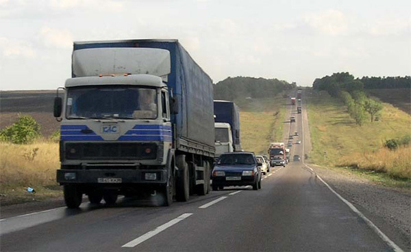 На Ставрополье запретят движение грузовиков при температуре выше 32 градусов