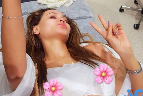 Ставропольская модель Анна Калашникова пообещала оголить увеличенную до 4 размера грудь после 10 тысяч лайков в Инстаграме