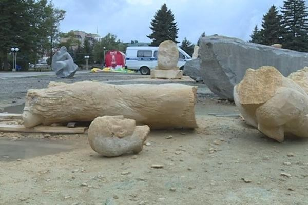 Подаренные скульптуры убрали из-за разбитого «Ангела» в Ставрополе