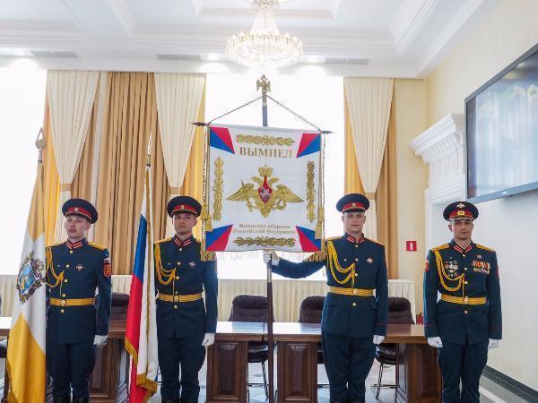 Ставрополью вручили вымпел Минобороны за лучшую подготовку к военной службе