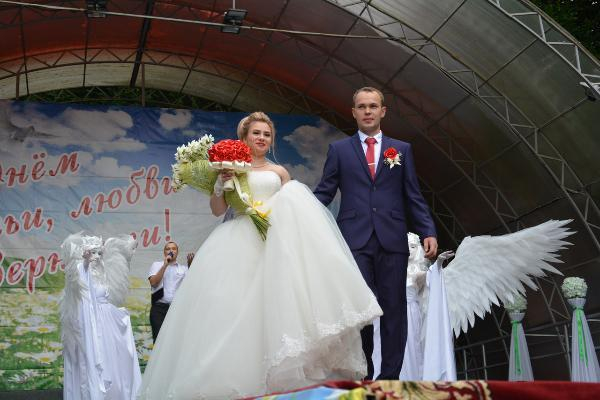 Ставропольчан приглашают на свадьбу в День семьи, любви и верности