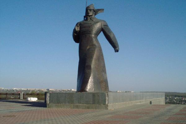 В Ставрополе извращенец осквернил памятник «Солдату»