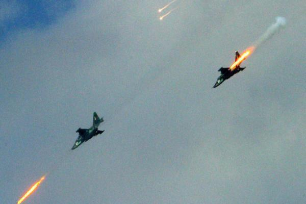 На Ставрополье летчики отработали уничтожение баз боевиков