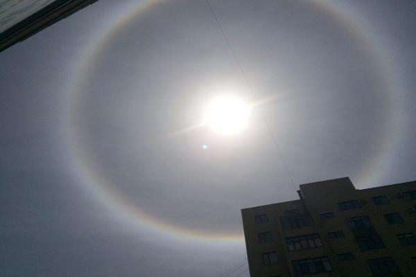 Необычное оптическое явление наблюдали на солнце ставропольцы