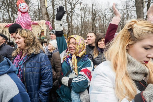 Украинские СМИ рассказали о работниках психушки, раздававших блины на Масленицу в Ставрополе