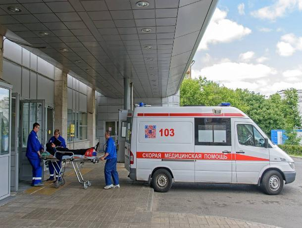 Жительница Ставрополя сломала нос в пассажирском автобусе