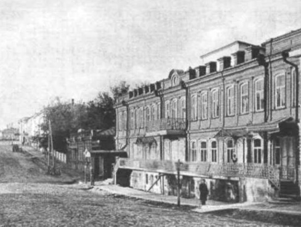 «Благородное собрание, трактир и краевой суд»: история старого здания в центре Ставрополя