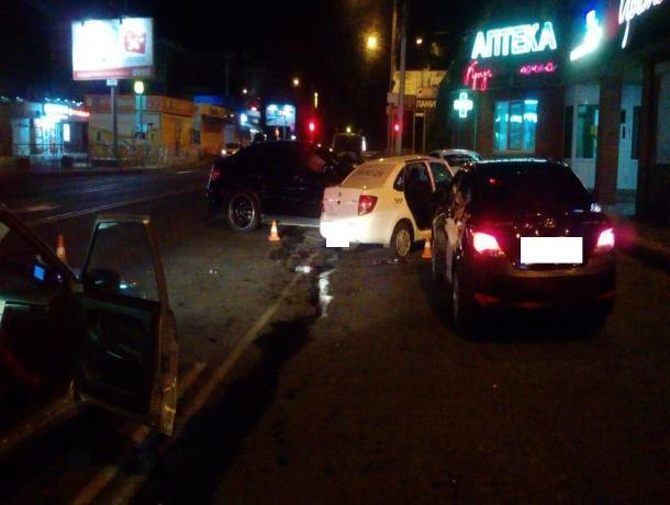 Ставропольский лихач протаранил сразу три автомобиля