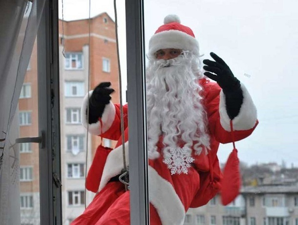 «Дедушка по вызову»: сколько стоит визит новогоднего волшебника в Ставрополе
