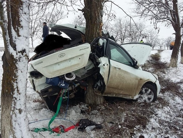 Водитель «Хендай-Солярис» погиб в жестком ДТП на Ставрополье