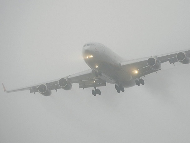 Два самолета не смогли приземлиться из-за тумана в Ставрополе