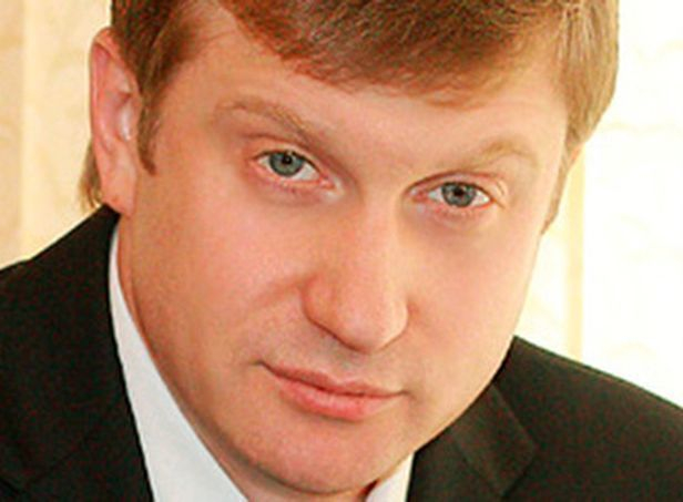 Экс-министр дорожного хозяйства Васильев останется под арестом еще на полгода