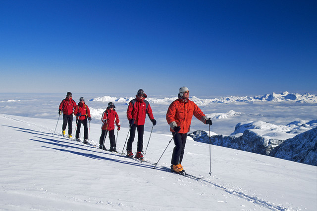 Трое пострадавших на Эльбрусе альпинистов доставлены в больницу Пятигорска