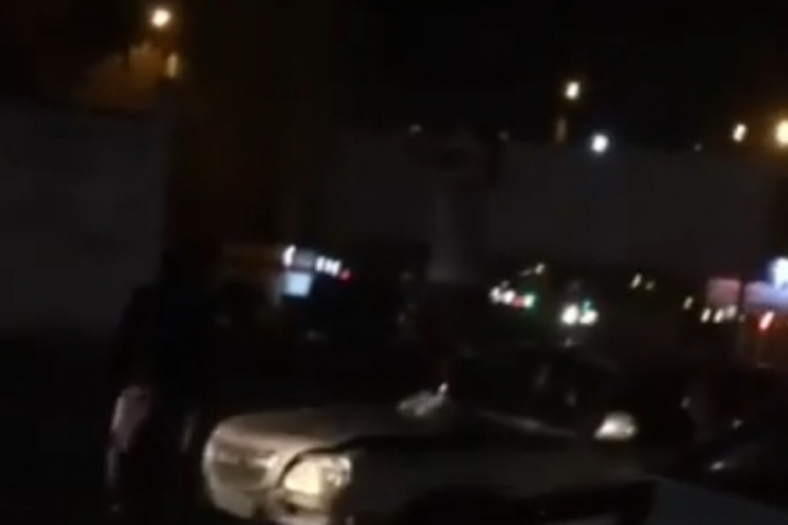В Ставрополе ночью на капоте машины станцевали лезгинку