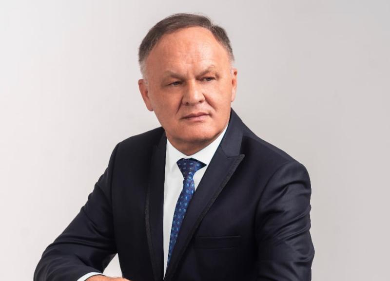 Вызвался поехать в Украину депутат думы Ставрополья Виктор Лозовой