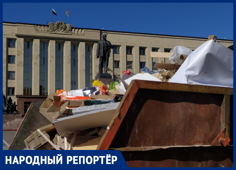 «Чиновники просто забили»: беспорядок возле здания правительства после фестиваля в Ставрополе показали горожане