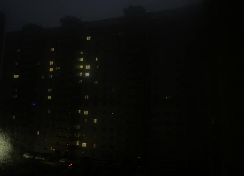 Жители юго-западного района Ставрополя снова остались без света