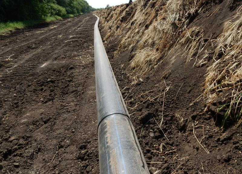 Замена участка сорокалетнего трубопровода улучшит подачу воды для жителей трех сел на Ставрополье
