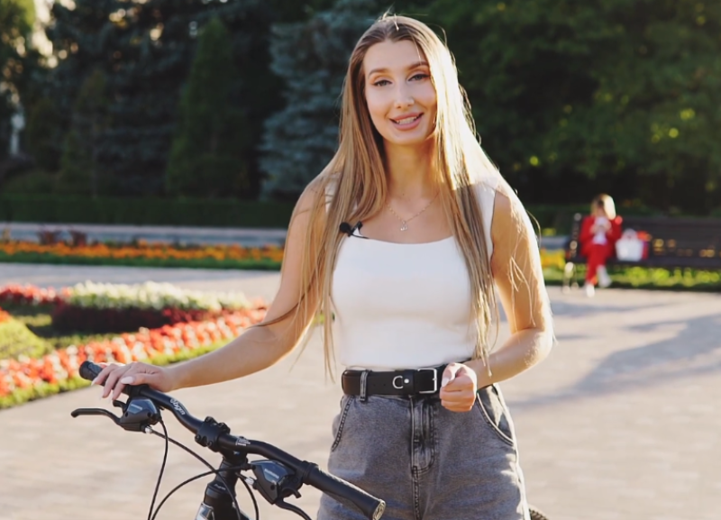 Вика из «Блокнота» на колесах проинспектировала велодорожки Ставрополя