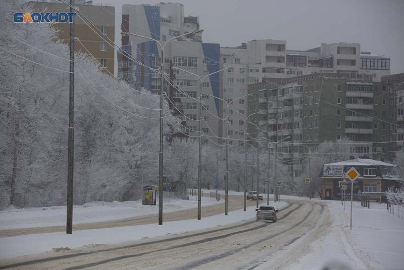 В снегу и пробках тонет Ставрополь второй день подряд
