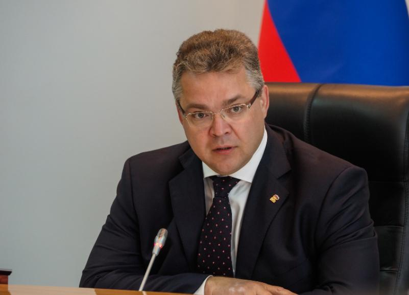 Губернатор Ставрополья поручил временно отменить QR-коды в преддверии Нового года
