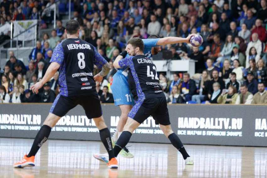 «Игра удалась»: гандболисты «Виктора» в Ставрополе спокойно разобрались с астраханскими динамовцами