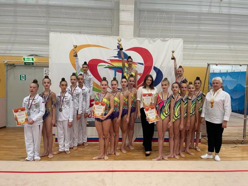 Юные грации разыграли награды Кубка края по художественной гимнастике в Пятигорске