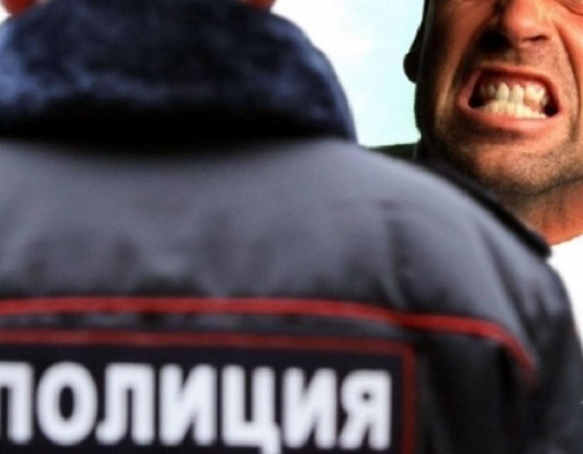 Пьяный мужчина покусал за ногу полицейского в Ставропольском крае