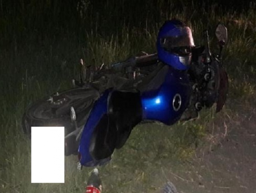 Жесткое столкновение «легковушки» и мотоцикла произошло на Ставрополье