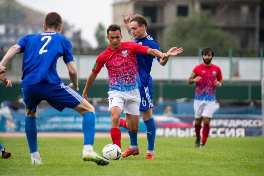 Футболисты пятигорского «Машука-КМВ» получили пять мячей в Краснодарском крае 