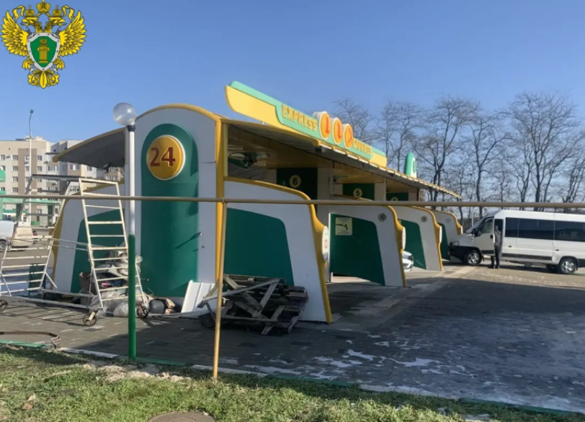 На въезде в Ставрополь отказались сносить автомойку: теперь день промедления стоит 10 тысяч рублей 