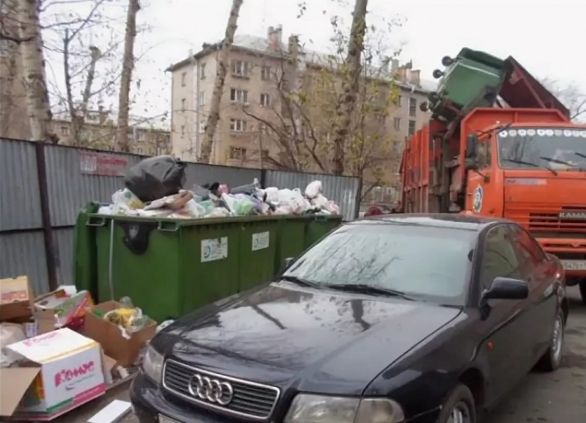 «Эко-Сити» жалуется на затруднения при вывозе мусора из дворов многоэтажек в Ставрополе