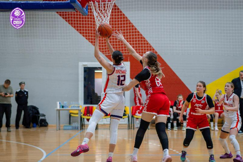 В Невинномысске — минус 11: ставропольские баскетболистки дома уступили гостьям из Москвы