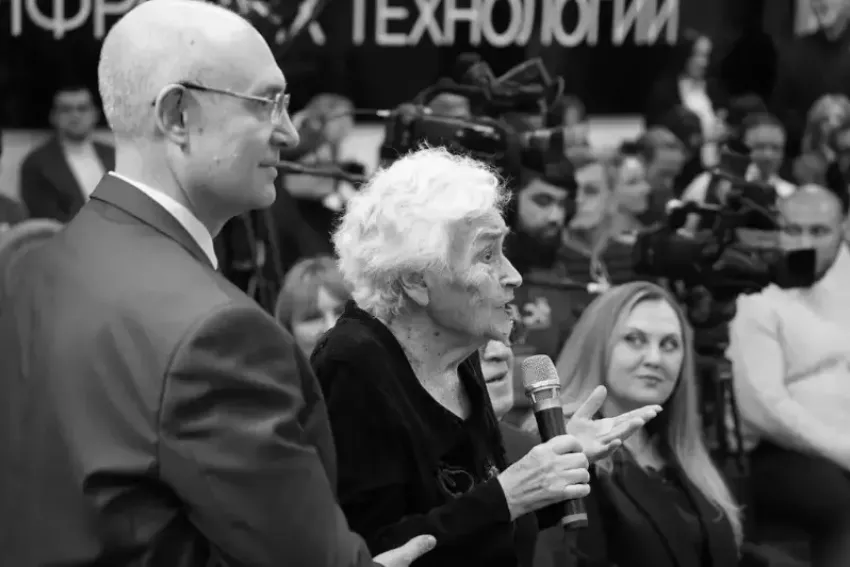 На 92-ом году жизни скончалась диктор ставропольского радио Эмма Каравинская