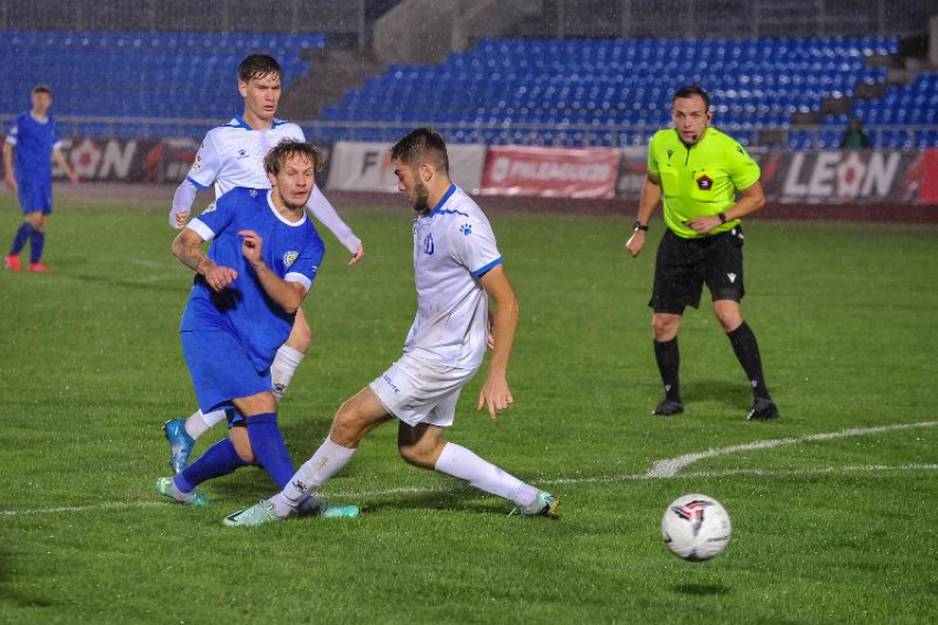 Футболисты ставропольского «Динамо» откроют сезон домашним матчем против новокубанских «биологов»