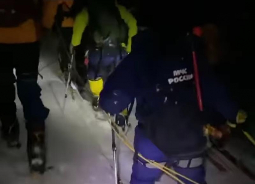На горе Эльбрус в КБР умер альпинист из Пятигорска