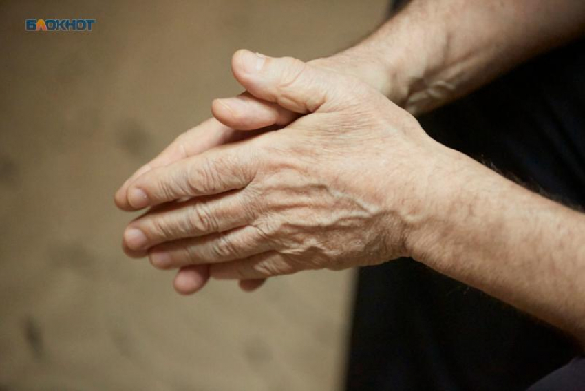 Эффект Ларисы Долиной? Пожилая ставропольчанка продала квартиру после звонка мошенников