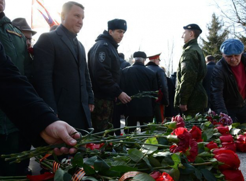Полевую кухню развернули в Ставрополе в День памяти погибших воинов горячих точек