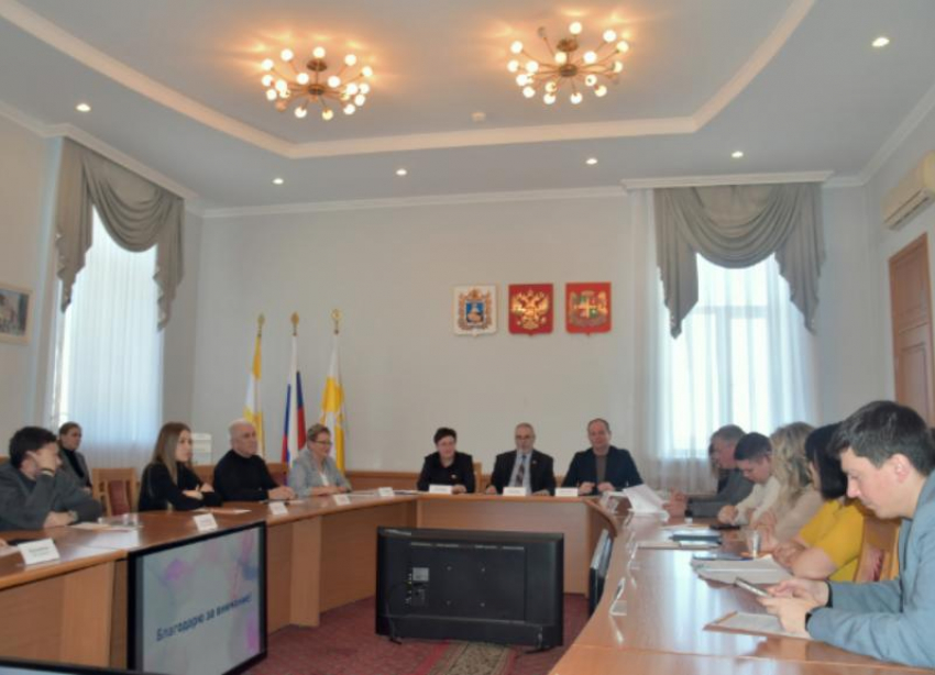 Мэрия Ставрополя: средняя зарплата учителя в городе составила 44 тысячи рублей