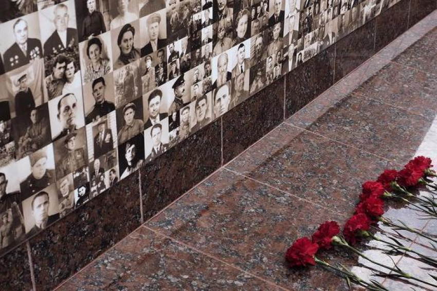 Ставропольцы могут принести фотографии своих героев для пополнения Стены памяти