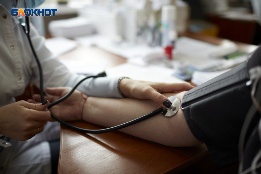 Участнику СВО стало плохо в самолете, который летел из Минеральных Вод в Москву 